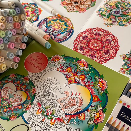 Masja's mooiste Mandala's - met ingekleurde voorbeelden