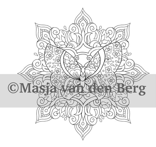 kaart uit Masja's Mandala's pocket- vlinder verwerkt in een mandala